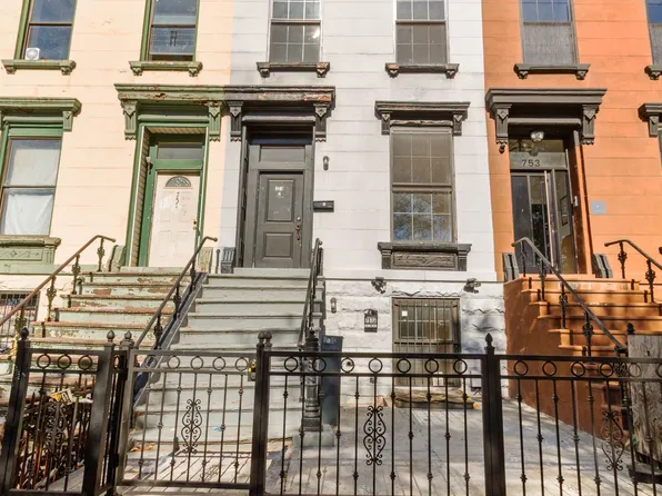 751a Monroe Street image 22 of 25