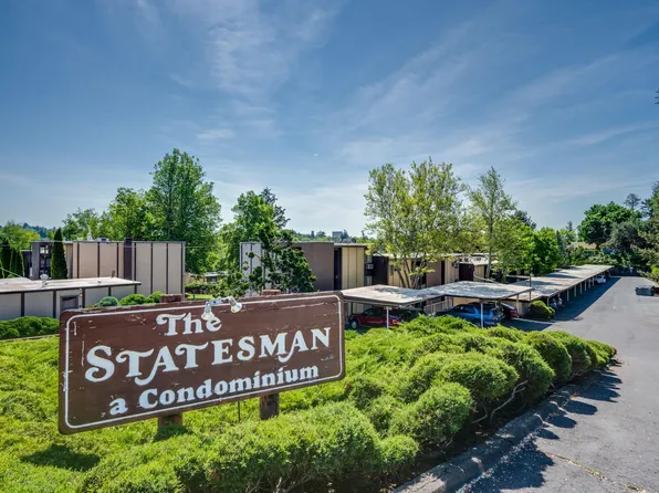 1220 NW State St APT 19, Pullman, WA 99163