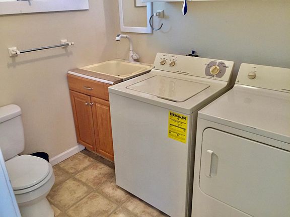 4th image of 38 Canton St #1