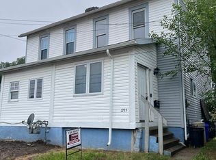1235 6th Ave #1235, New Brighton, PA 15066