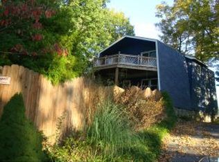 274 River Rd, Bluff City, TN 37618