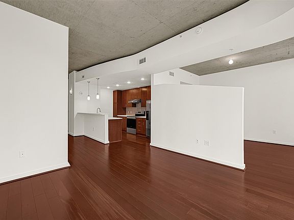 3rd image of 5925 Almeda Rd Unit 11508