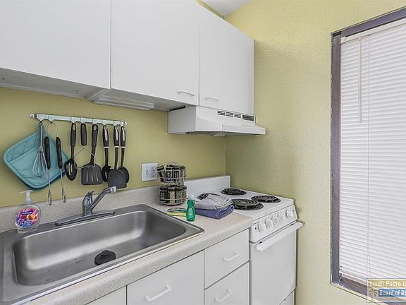 3rd image of 6403 Padre Blvd #73