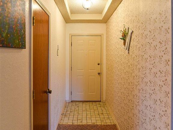 3rd image of 1312 Danberry St