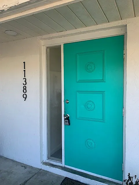 2 bed, 927 sqft, $1,599 — Photo 1