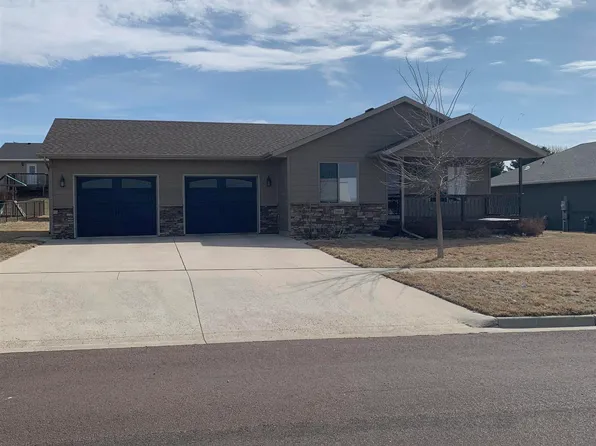 1004 Powderhorn Rd, Dell Rapids, SD 57022