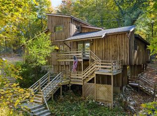 56 Chardavoyne Rd, Warwick, NY 10990