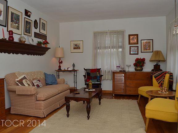 4th image of 355 Salem St