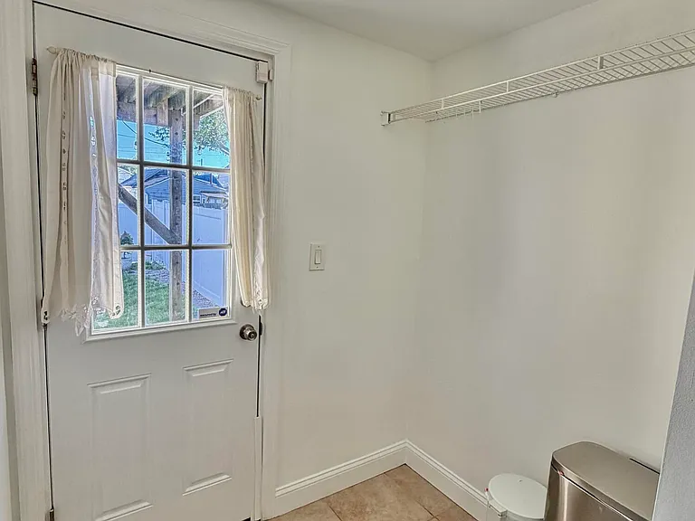 403 Park Place Ave #1 — Photo 16