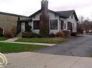407 E Grand River Ave, Howell, MI 48843