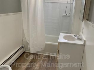 146 Sabattus St #1R, Lewiston, ME 04240