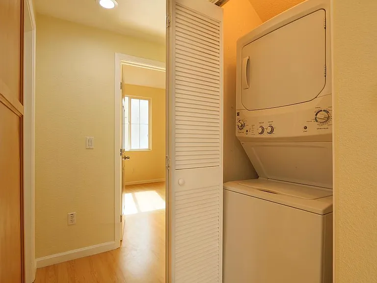 43 Parc Place Dr — Photo 9
