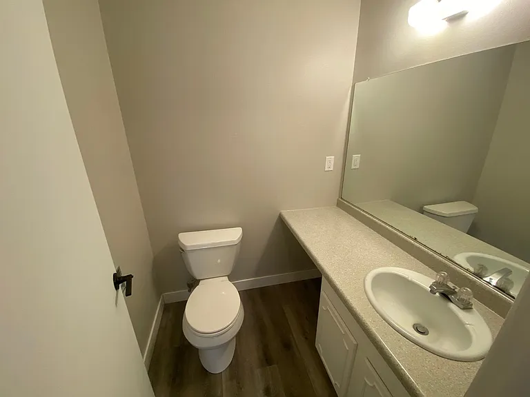 1211 George St — Photo 11