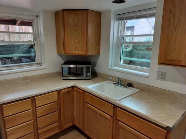 2535 T St #3