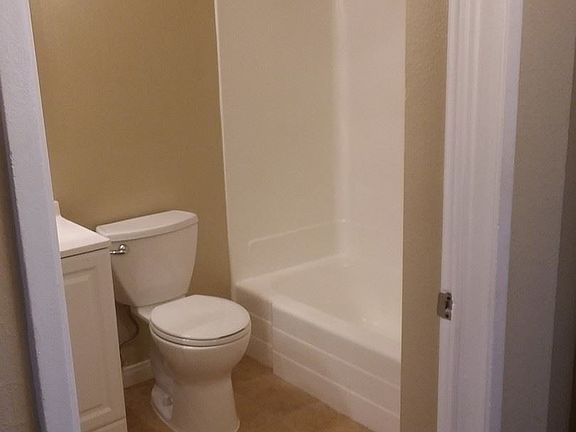 5th image of 233 W San Marcos Blvd APT 6