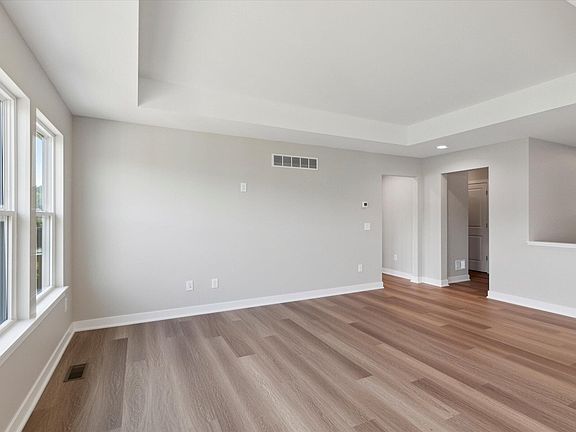 5th image of 1057 Aberlour Ct