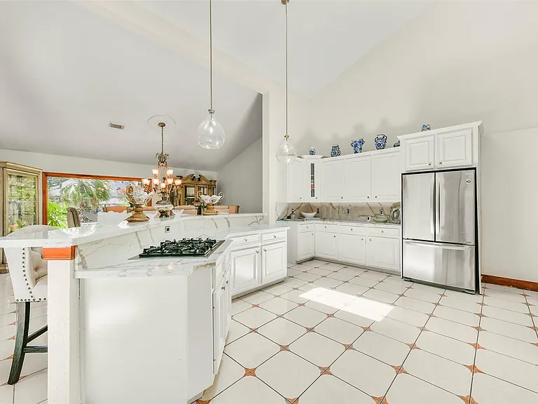 2417 Gerol Dr — Photo 10