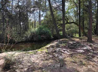 21305 River Rd, Robertsdale, AL 36567