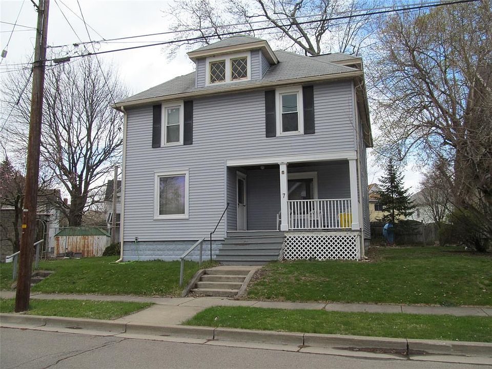 1st image of 7 Beverly Pl