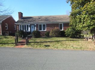 816 Monroe St, Staunton, VA 24401