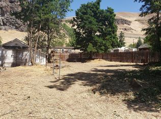 217 Main St, Wishram, WA 98673