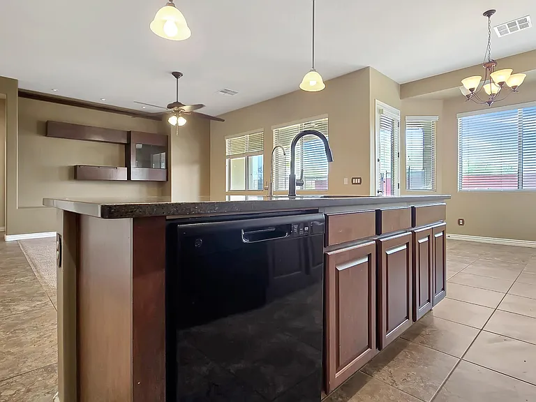 13637 S 175th Dr — Photo 17