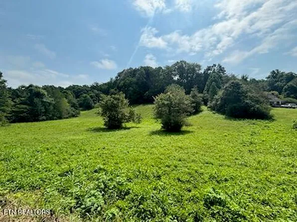 Offutt Rd, Clinton, TN 37716