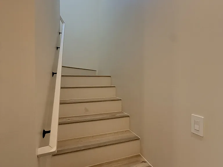 1122 E McKinley St #B — Photo 5