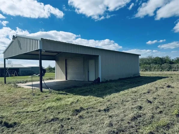 255 English Rd, Plaucheville, LA 71362