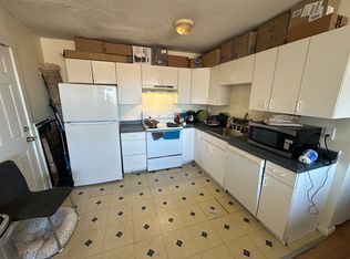 197 Calumet St #2L, Roxbury Crossing, MA 02120