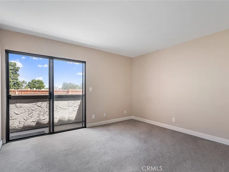 27932 Ridgebrook Ct — Photo 13