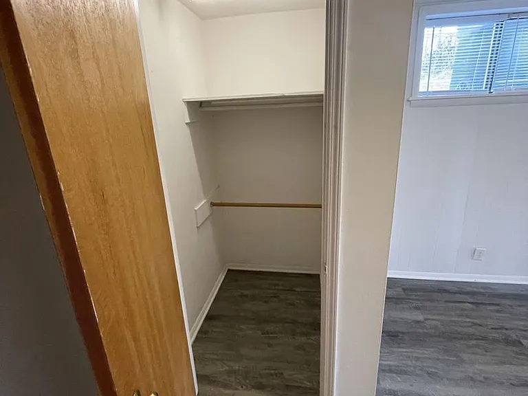 901B Marilyn Dr — Photo 9