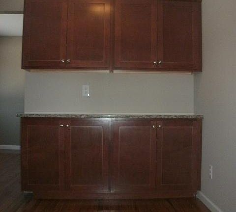 5th image of 8495 Berkshire Dr