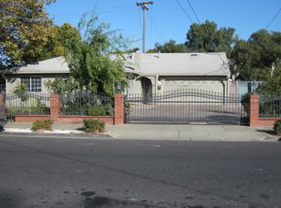 2680 Illinois St, East Palo Alto, CA 94303
