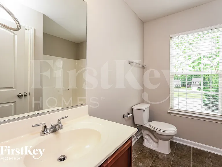 6600 Maderia Ct — Photo 16