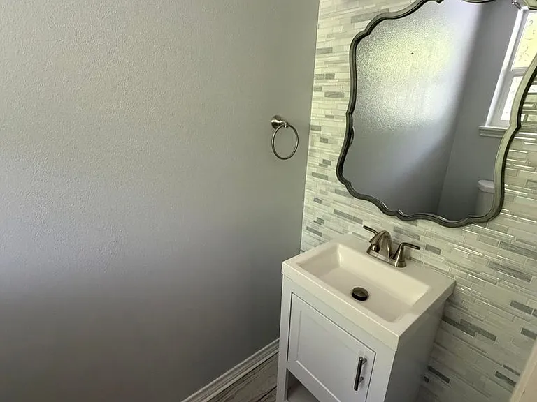 17748 SW Heatherwood Ln — Photo 3