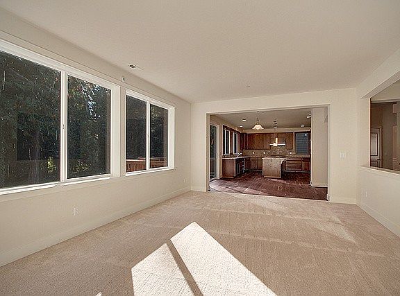4th image of 23825 NE 20th St