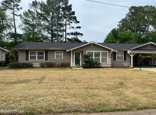 1622 Wilhurst St, Jackson, MS 39211