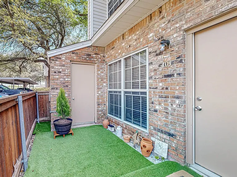 12921 Abrams Rd #401 — Photo 35