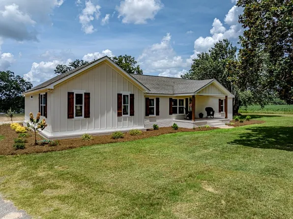 950 Crawley Rd, Omega, GA 31775