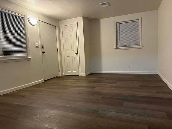 5th image of 4220 S 49th St