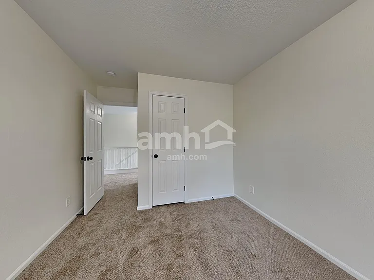 9762 Chambers Dr — Photo 15