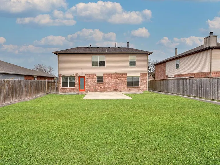 8609 Muir Dr — Photo 13