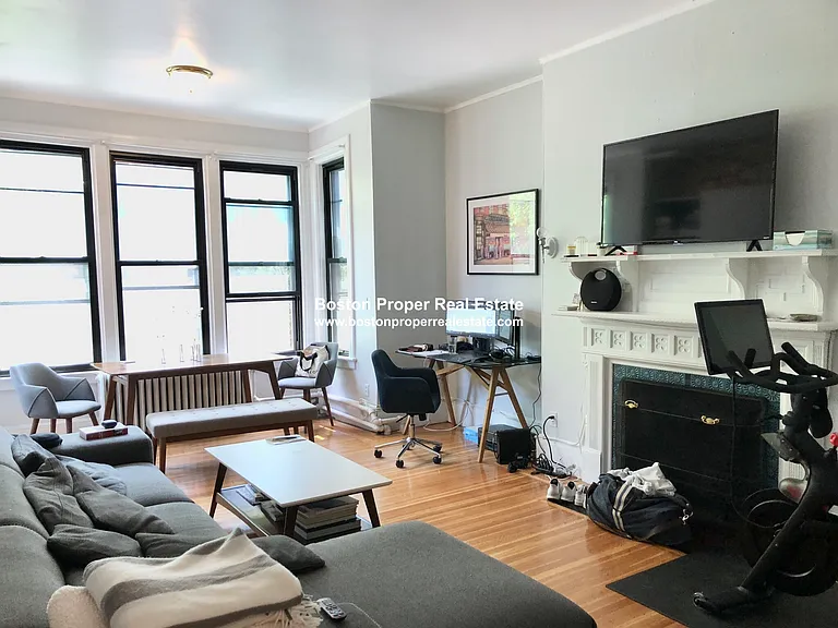 178 Marlborough St #1 — Photo 4