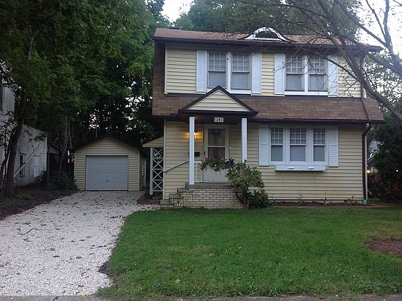 2nd image of 1383 Bryden Dr