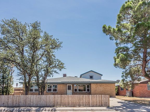 3rd image of 3301 Delano Ave