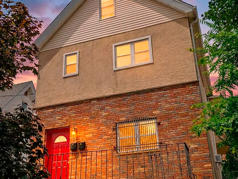 18 Van Rensselaer St #1 — Photo 37