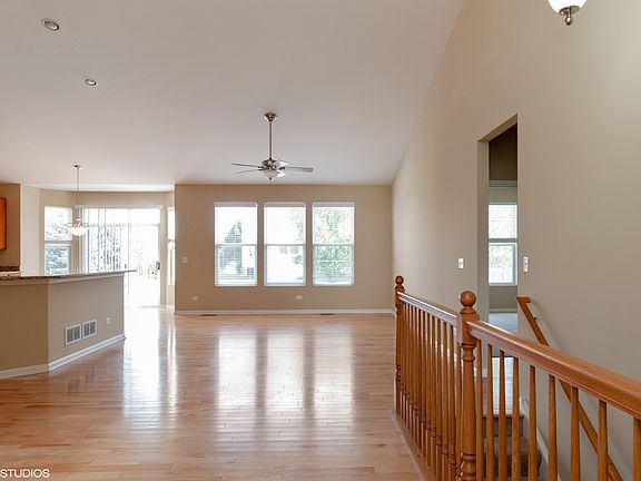 3rd image of 11417 Glenbrook Cir