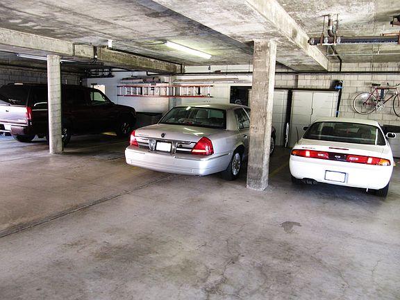 4th image of 2747 2nd Ave APT H
