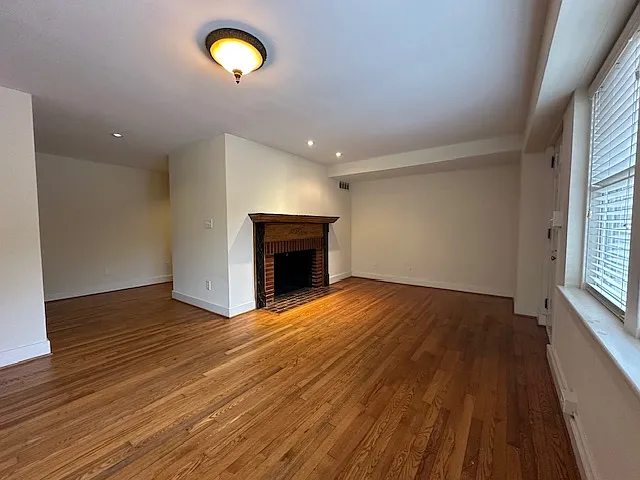 817 N Elm St #G — Photo 2